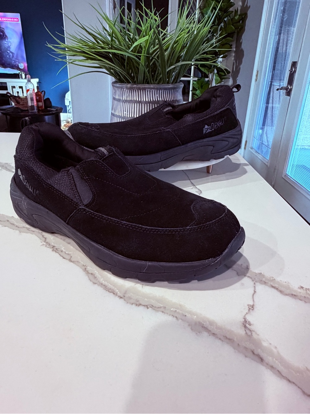 DENALI Men’s Slip-On Comfort Shoe — Black size 10